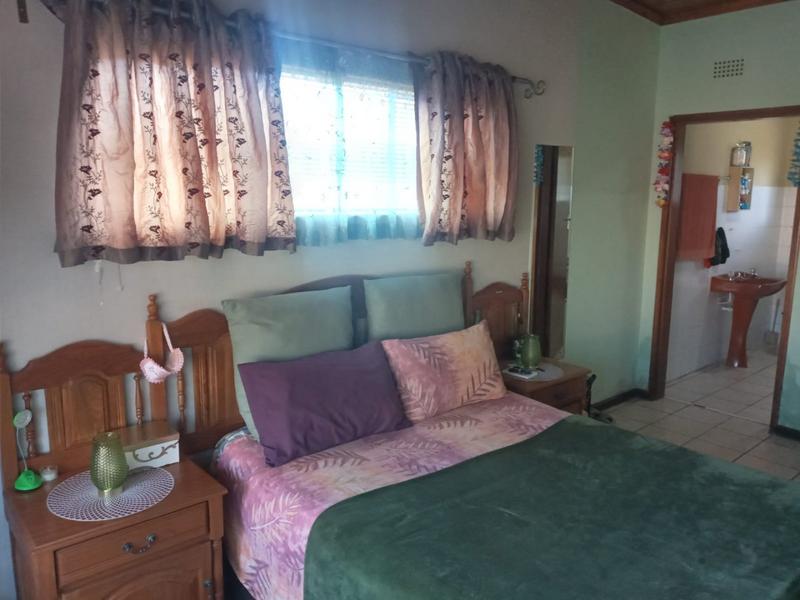 4 Bedroom Property for Sale in C Place Eastern Cape